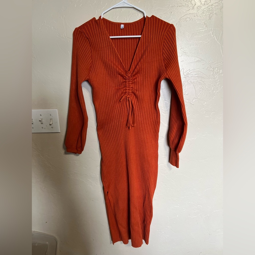 Rust Long Sleeve Ribbed Dress - Picture 3 of 9